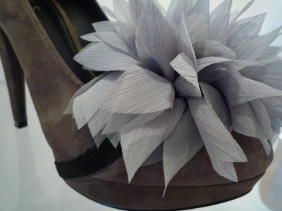 Stoffblume 'Grey Splash'